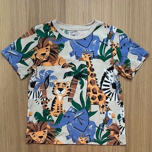 H&M, Kids jungle, animals t-shirt, size 5/6 runs smaller